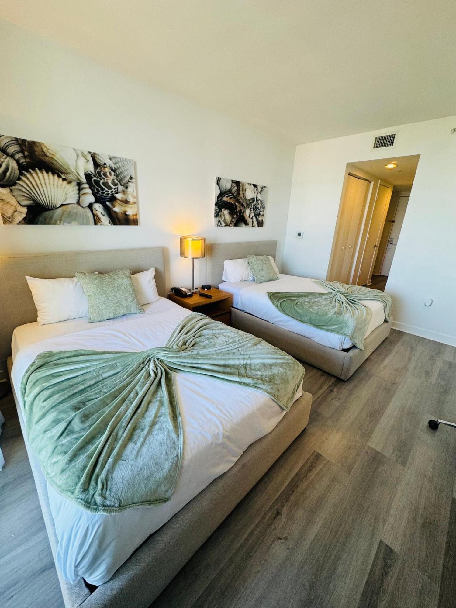Lovely 2Bed 1Bath Condo With Private Balcony 18Th Floor Hallandale Beach Buitenkant foto