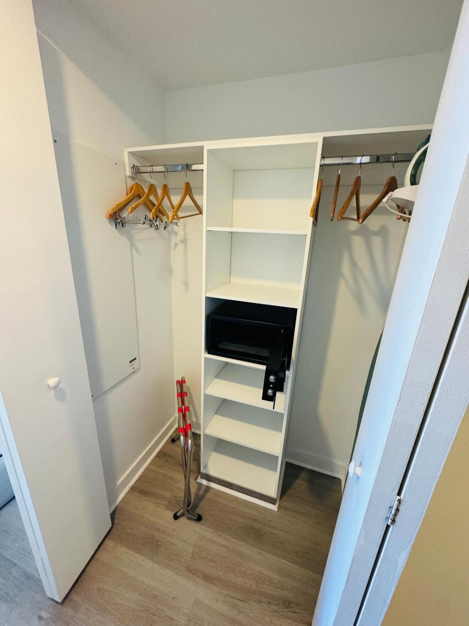Lovely 2Bed 1Bath Condo With Private Balcony 18Th Floor Hallandale Beach Buitenkant foto